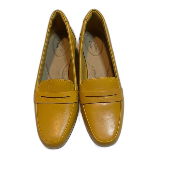 NIB Clarks Juliet Coast Yellow Leather Comfort Business Casual Loafers 6M - Picture 1 of 7